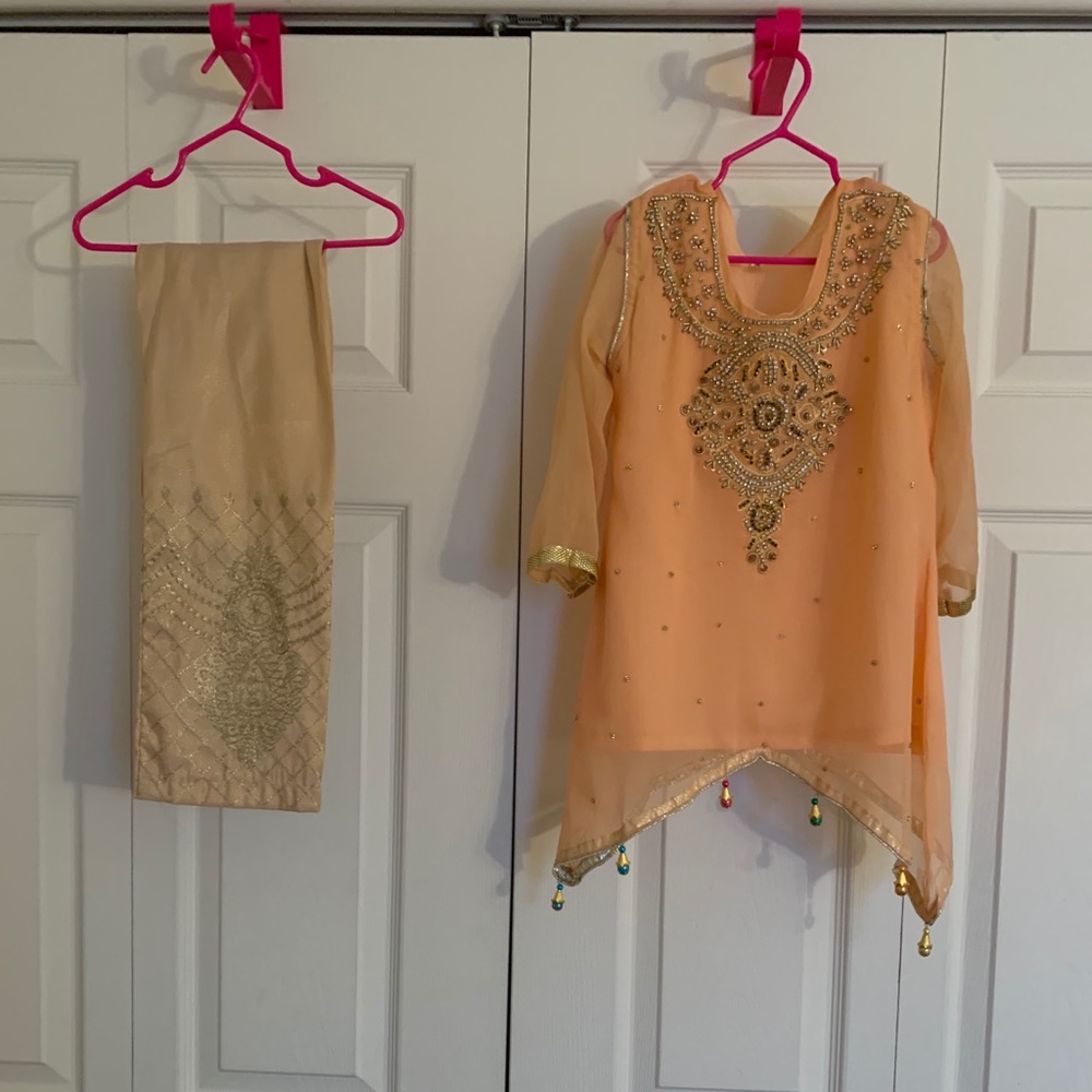 Pakistani little girls fancy shalwar Kameez